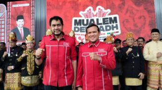 Mualem dekfad dilantik gubernur aceh
