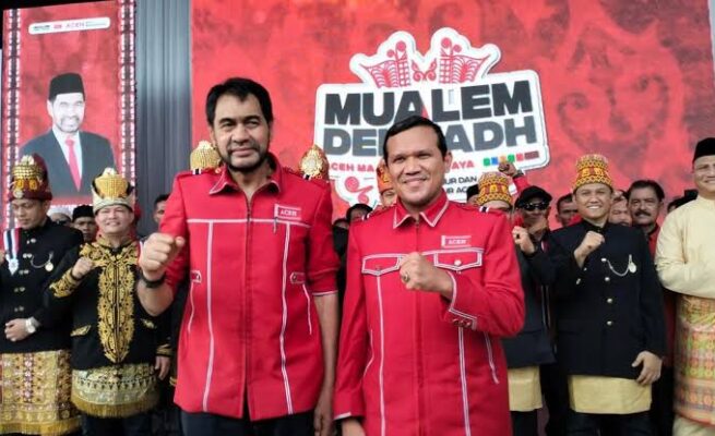 Mualem dekfad dilantik gubernur aceh