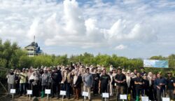 Aksi Kolaboratif Tanam Mangrove di Mangrove Park Lampulo
