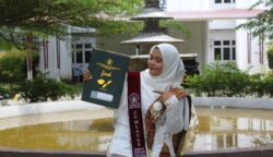 Mahasiswi UIN Ar-Raniry Raih Gelar Sarjana Tanpa Skripsi Berkat Publikasi Ilmiah