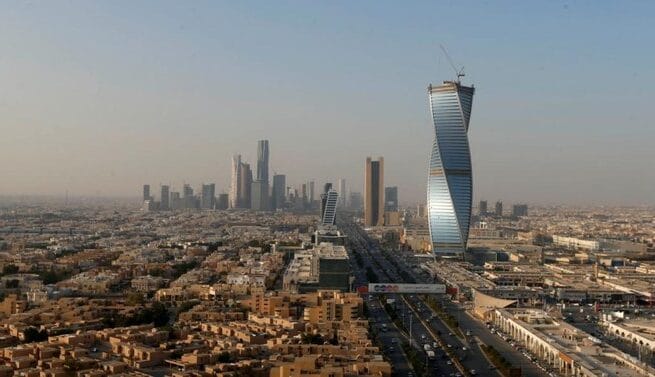 peran perempuan saudi di inovasi teknologi.