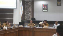 Mualem Terima Draft Revisi UUPA: Kita Kawal Bersama untuk Kepentingan Rakyat Aceh