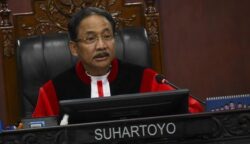 MK Diskualifikasi Seluruh Paslon di Pilkada Barito Utara, Politik Uang Dinilai Masif dan Merusak Demokrasi