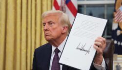 Intelijen AS Sebut Iran Tak Bangun Nuklir, Trump Tak Percaya