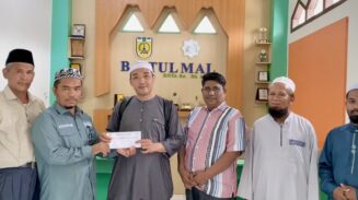 Baitul Mal Banda Aceh Santuni Mualaf Keturunan Jepang–Cina yang Belajar di Pesantren