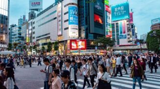 Jepang Bikin Aturan Baru, Warga Hanya Boleh Pakai Ponsel Dua Jam Sehari