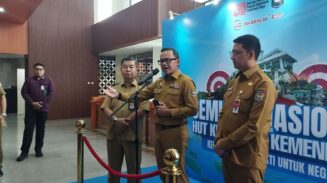 Ramai Isu Pajak Naik, Wamendagri Tegaskan PBB Bukan Dampak Efisiensi Anggaran