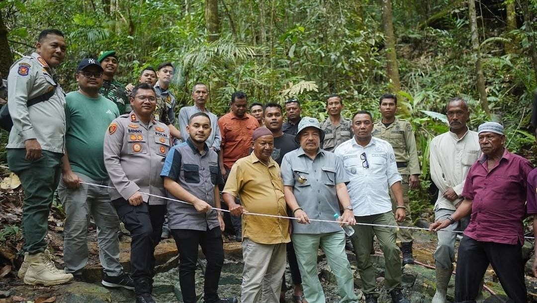 Heboh di Nagan Raya, Batu Giok Raksasa Seberat 5.000 Ton Ditemukan di Beutong