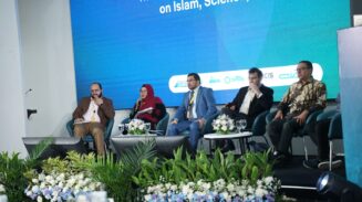 Prof Eka Srimulyani Menjadi Pembicara di Konferensi Islam dan Ekoteologi AICIS 2025