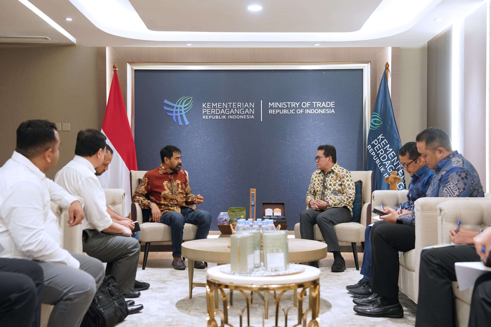 Mualem Bahas Penguatan Ekonomi Aceh dengan Menteri Perdagangan di Jakarta