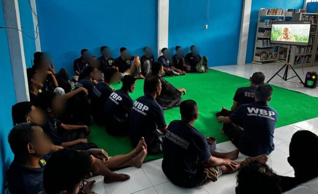 Lapas Kelas IIB Blangpidie Gelar Nonton Bersama, Warga Binaan Nikmati Hiburan Edukatif