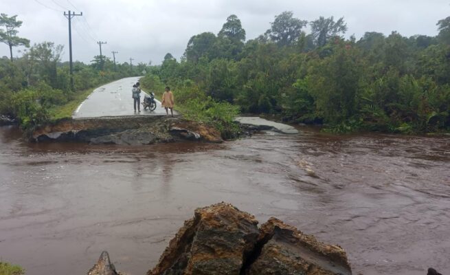 Banjir dan Longsor Lumpuhkan Akses di Aceh Selatan, Abu Heri Minta Pemkab Lakukan Respons Cepat