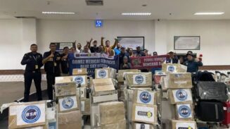 Dua Juta Obat dan Alkes dari Malaysia Tiba di Aceh, Jadi Bantuan Internasional Pertama