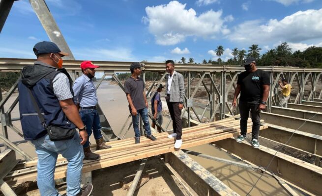 Tinjau Dua Jembatan di Bireuen, DPRA Ingatkan Larangan Pungli dan Mis Komunikasi