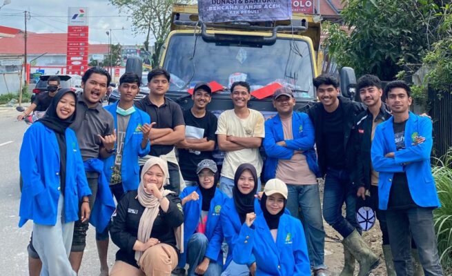 Relawan FTK UIN Ar-Raniry Gelar Aksi Kemanusiaan, 3 Ton Logistik Disalurkan ke Korban Banjir Aceh