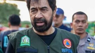 Mualem Pastikan Jalan Rusak dan Hunian Sementara Warga Terdampak Banjir Dilakukan Bertahap