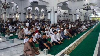Aceh Kenang 21 Tahun Tsunami, Ribuan Jemaah Padati Masjid Raya Baiturrahman