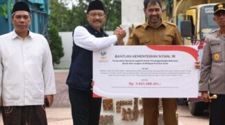 Gubernur Aceh Terima Bantuan Rp9 Miliar dari Kemensos untuk Korban Banjir dan Longsor