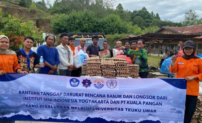 Relawan UTU Terobos Jalur Ekstrem, Salurkan Bantuan untuk Korban Banjir dan Longsor Gayo Lues
