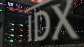 IHSG Anjlok 8 Persen, BEI Berlakukan Trading Halt Sementara