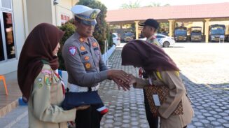 Apresiasi Generasi Muda, Polres Abdya Anugerahkan Piagam kepada Pramuka Saka Bhayangkara